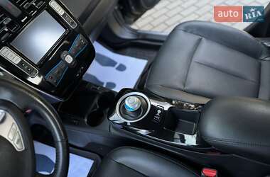 Хетчбек Nissan Leaf 2014 в 