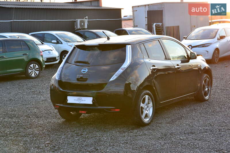Хэтчбек Nissan Leaf 2012 в Луцке