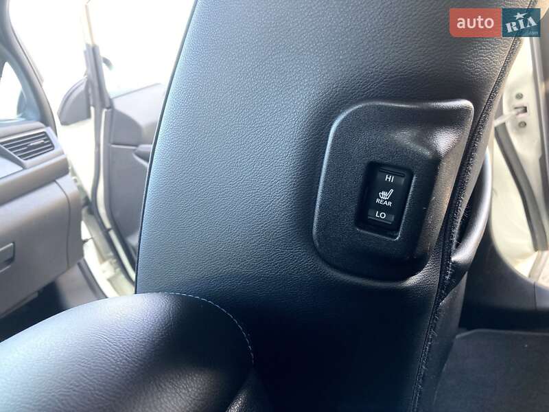 Хетчбек Nissan Leaf 2019 в Дніпрі