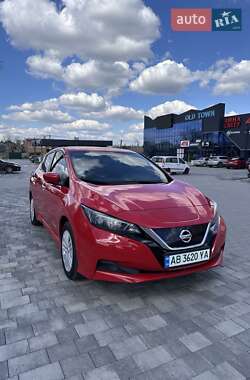 Хетчбек Nissan Leaf 2018 в 