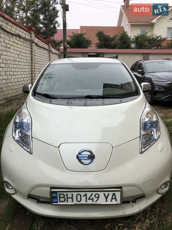 Nissan Leaf 2012