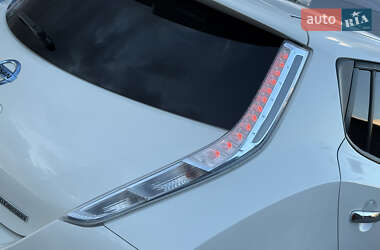 Хэтчбек Nissan Leaf 2013 в Владимире