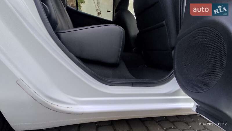 Хэтчбек Nissan Leaf 2016 в Ивано-Франковске