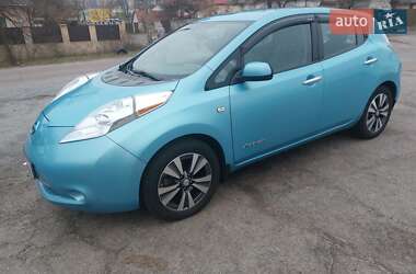 Хетчбек Nissan Leaf 2015 в Києві