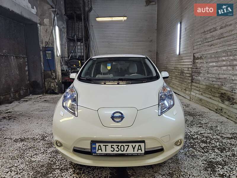 Nissan Leaf 2012