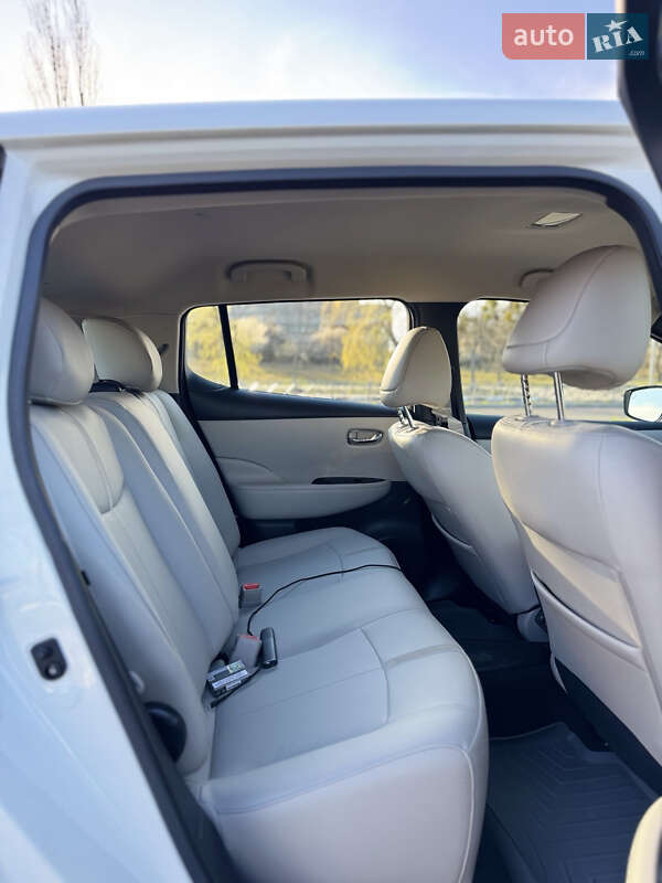 Хэтчбек Nissan Leaf 2020 в Ковеле