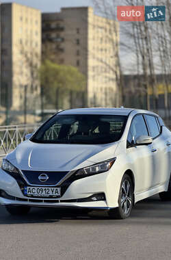 Хэтчбек Nissan Leaf 2020 в 