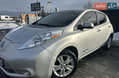 Хэтчбек Nissan Leaf 2017 в 