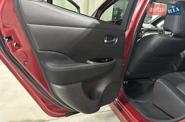 Хэтчбек Nissan Leaf 2018 в 