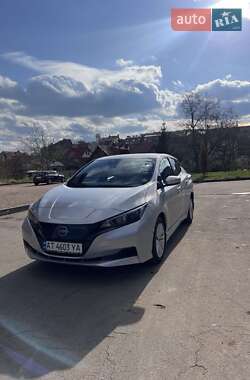 Хетчбек Nissan Leaf 2023 в Калуші