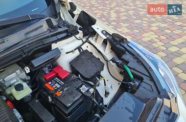 Хетчбек Nissan Leaf 2020 в 