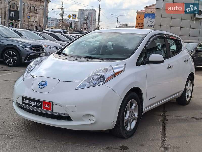 Nissan Leaf 2014