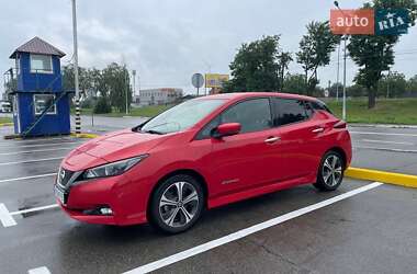 Хетчбек Nissan Leaf 2019 в 