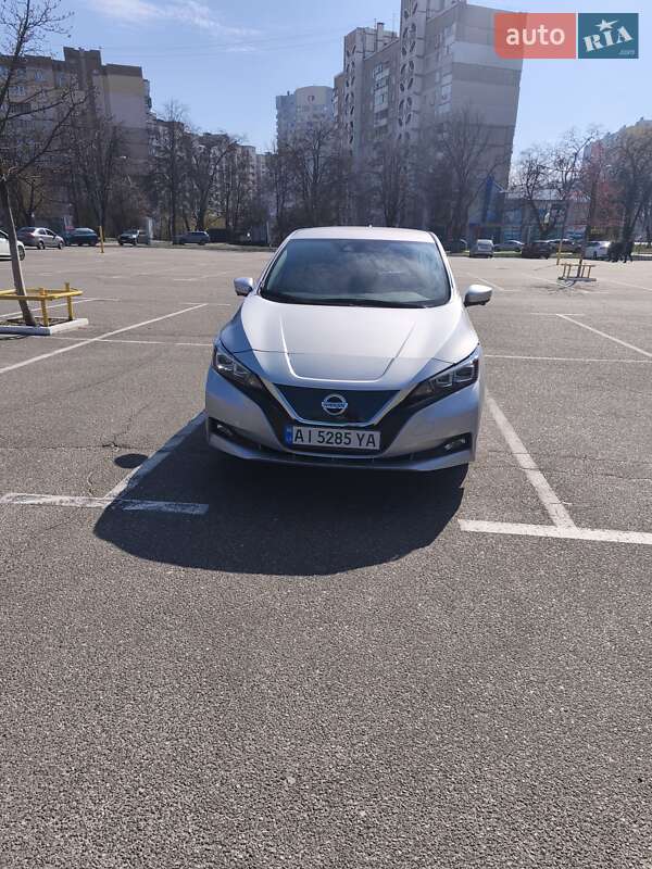Хетчбек Nissan Leaf 2019 в Броварах