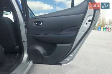 Хэтчбек Nissan Leaf 2021 в 