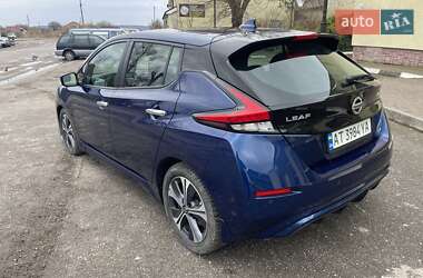 Хетчбек Nissan Leaf 2020 в 