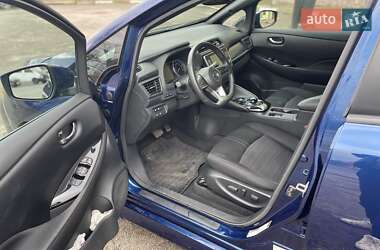 Хетчбек Nissan Leaf 2020 в 