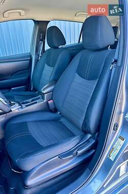 Хетчбек Nissan Leaf 2021 в 