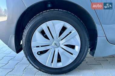 Хетчбек Nissan Leaf 2021 в 