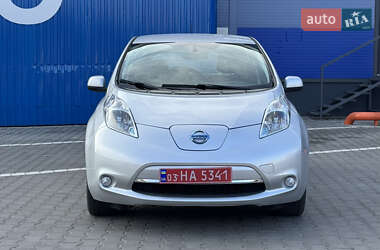 Хетчбек Nissan Leaf 2014 в 