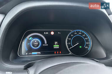 Хэтчбек Nissan Leaf 2019 в 