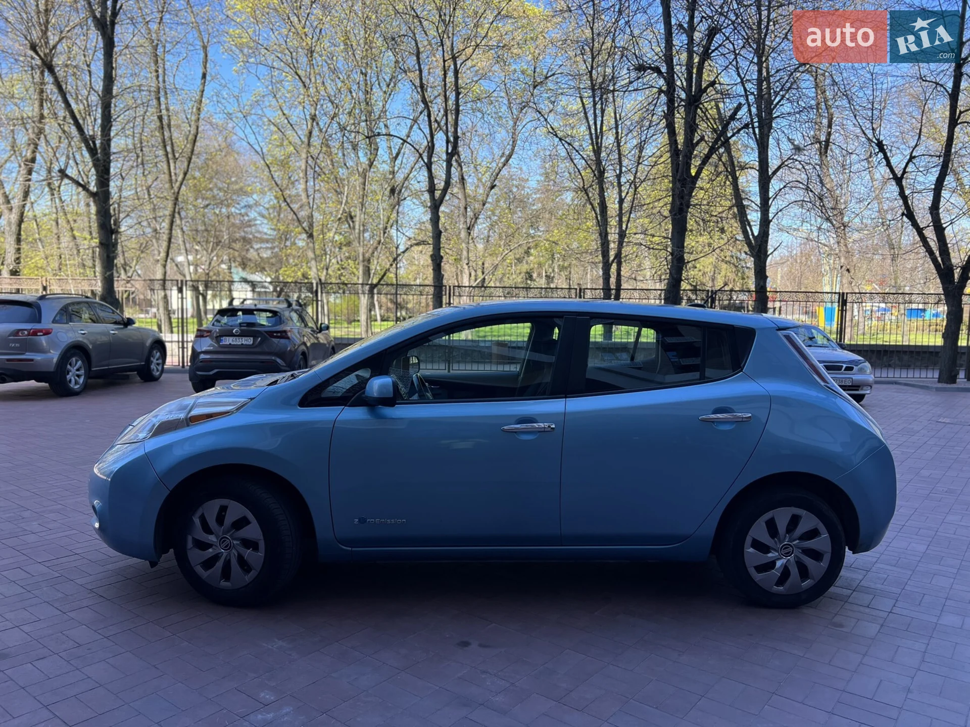 2015 Nissan Leaf - мініатюра 4