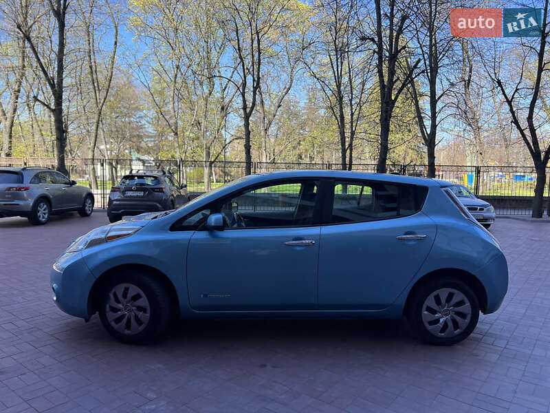 Хэтчбек Nissan Leaf 2015 в Кременчуге фото 4 Хэтчбек Nissan Leaf 2015 в Кременчуге