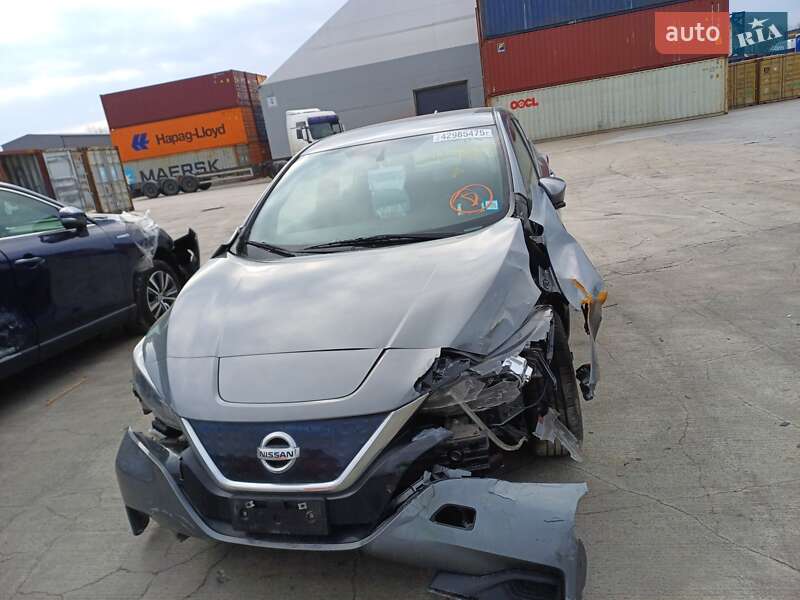 Хэтчбек Nissan Leaf 2018 в Черкассах