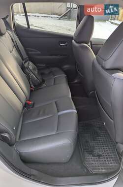 Хэтчбек Nissan Leaf 2021 в 
