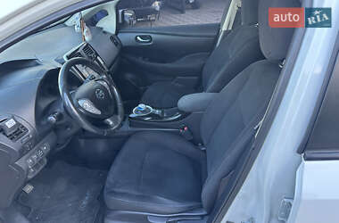 Хетчбек Nissan Leaf 2016 в 