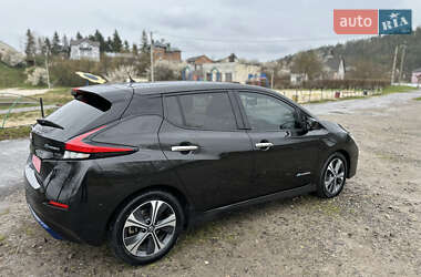 Хэтчбек Nissan Leaf 2018 в 