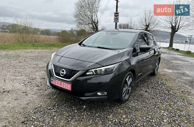 Хэтчбек Nissan Leaf 2018 в 