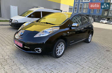 Хэтчбек Nissan Leaf 2014 в 