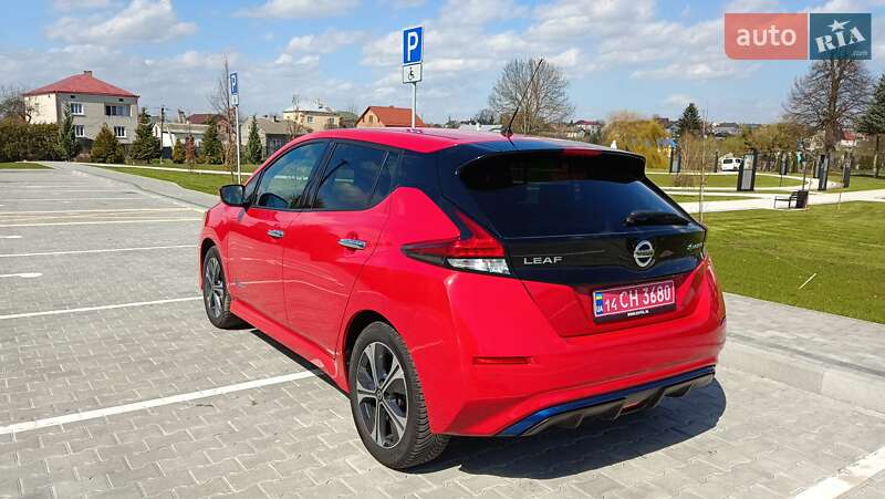 Хэтчбек Nissan Leaf 2019 в Львове
