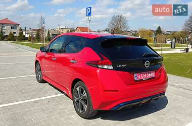 Хэтчбек Nissan Leaf 2019 в 