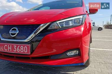 Хэтчбек Nissan Leaf 2019 в 