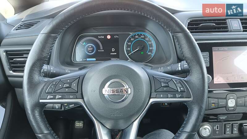 Хэтчбек Nissan Leaf 2019 в Львове