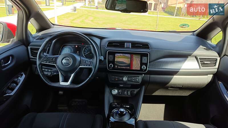 Хэтчбек Nissan Leaf 2019 в Львове