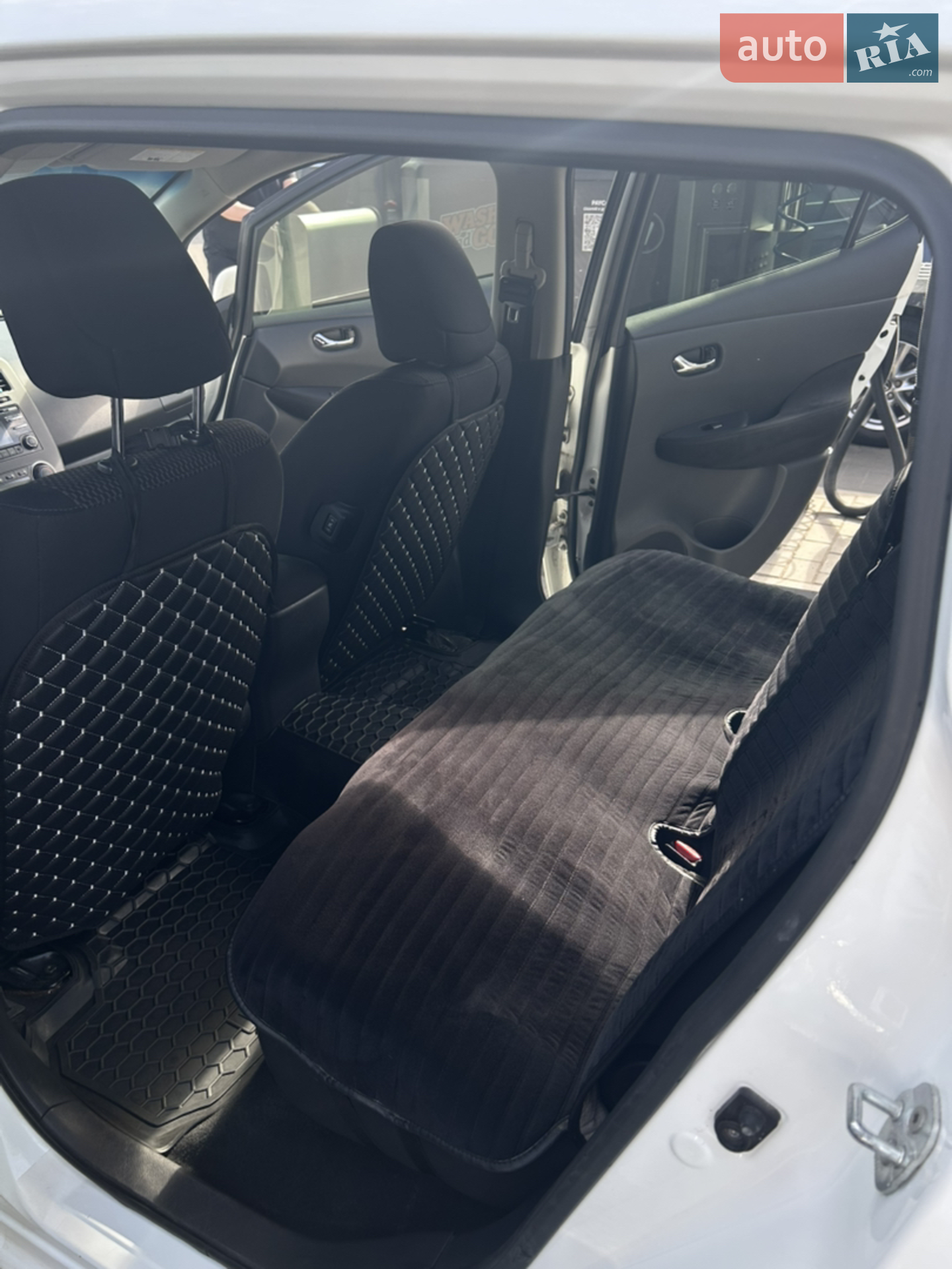 2014 Nissan Leaf - мініатюра 16