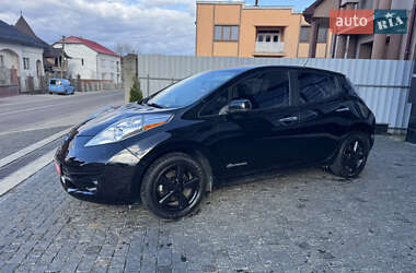 Хэтчбек Nissan Leaf 2014 в 