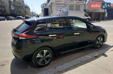 Хэтчбек Nissan Leaf 2020 в 
