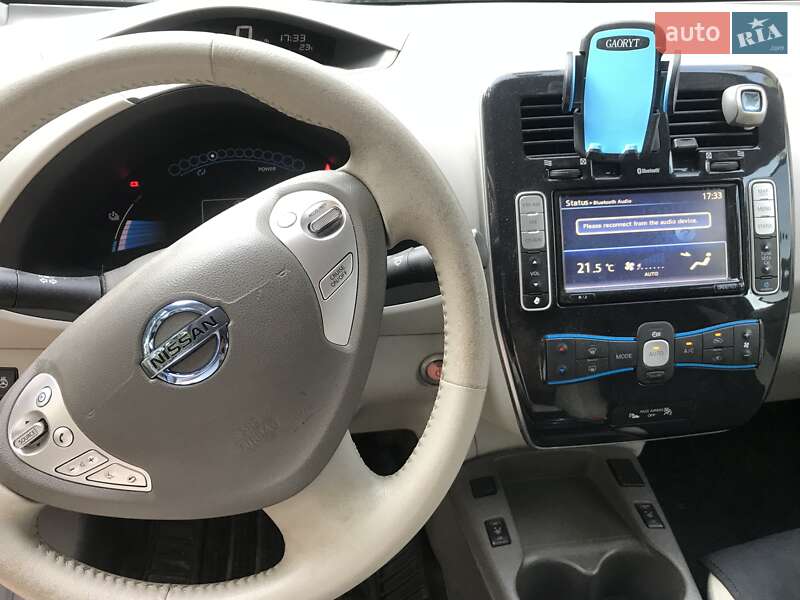 Хетчбек Nissan Leaf 2011 в Львові
