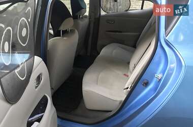 Хэтчбек Nissan Leaf 2011 в Львове