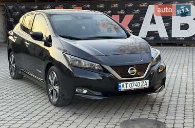 Хэтчбек Nissan Leaf 2018 в 