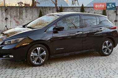 Хэтчбек Nissan Leaf 2018 в 