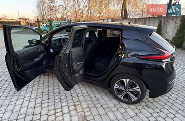 Хэтчбек Nissan Leaf 2018 в 