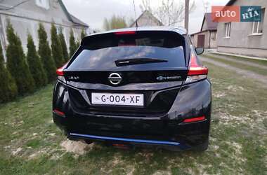 Хетчбек Nissan Leaf 2019 в 