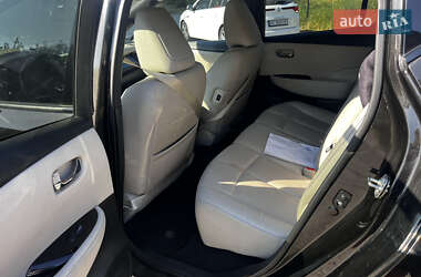 Хэтчбек Nissan Leaf 2019 в 