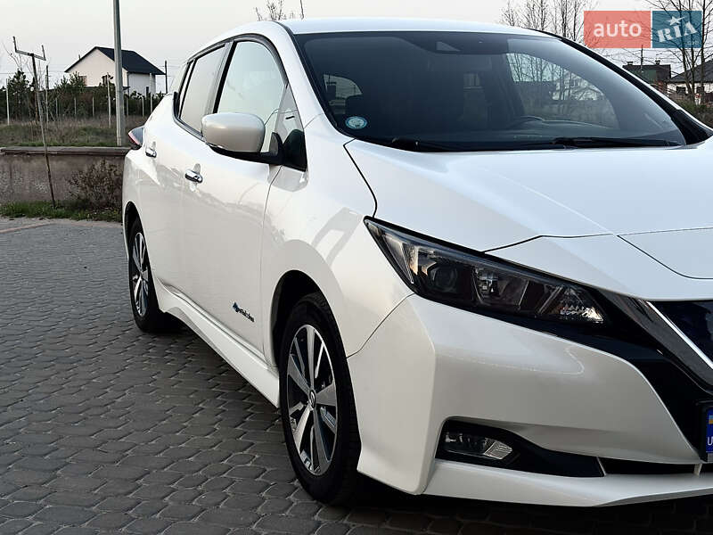 Хэтчбек Nissan Leaf 2019 в Виннице