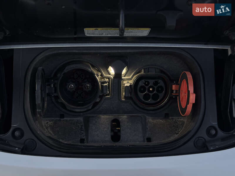 Хэтчбек Nissan Leaf 2019 в Виннице